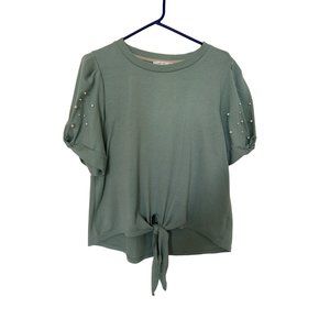 Women Top　with pearl